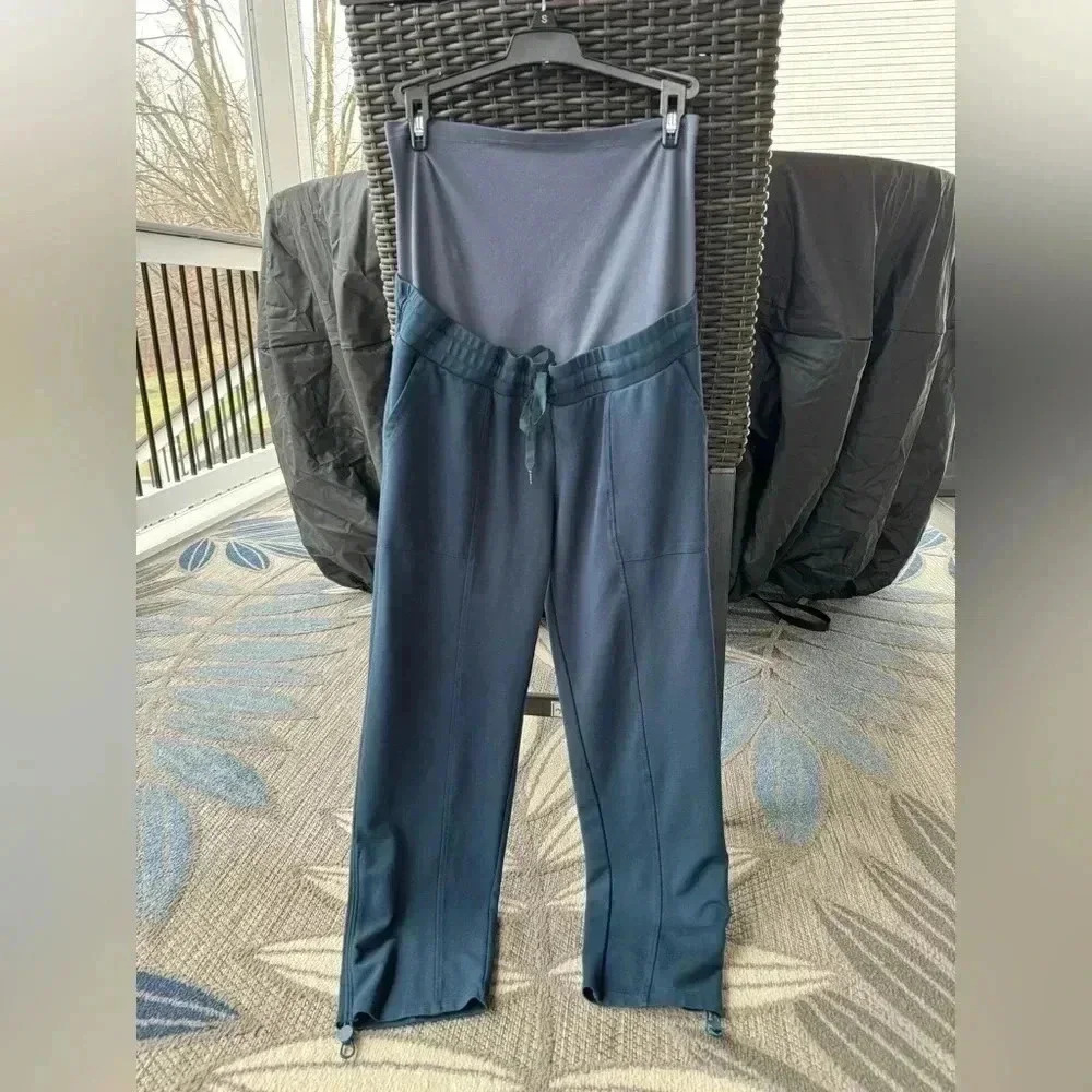 Maacie Maternity High‎ Waist Activewear Capris Size Medium